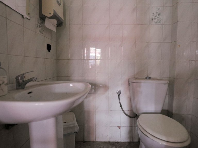 Commercial for Sale in Calahonda, Malaga 15