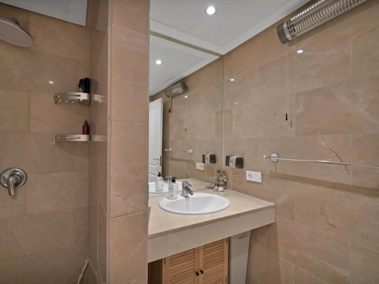 Apartment for Sale in San Luis De Sabinillas, Malaga 13