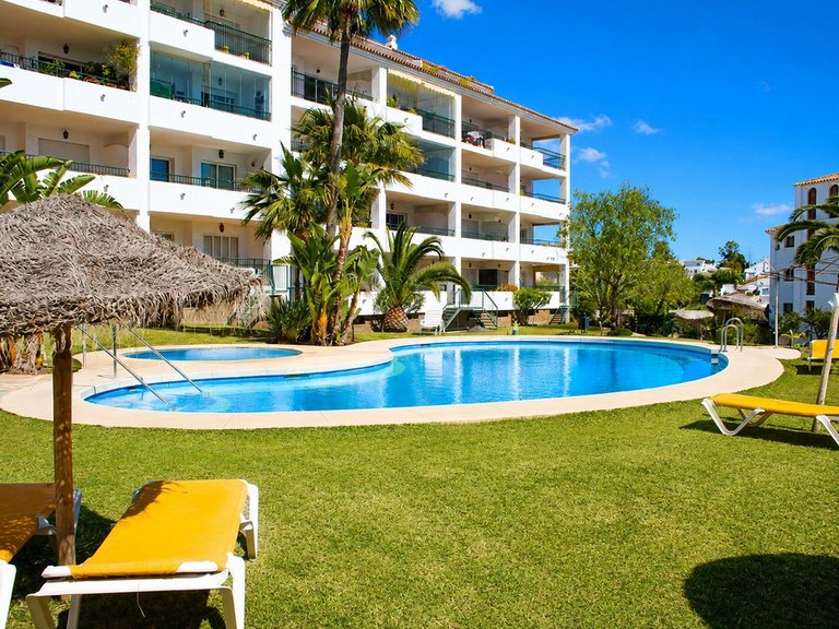 Apartment for Sale in Calahonda, Malaga 1
