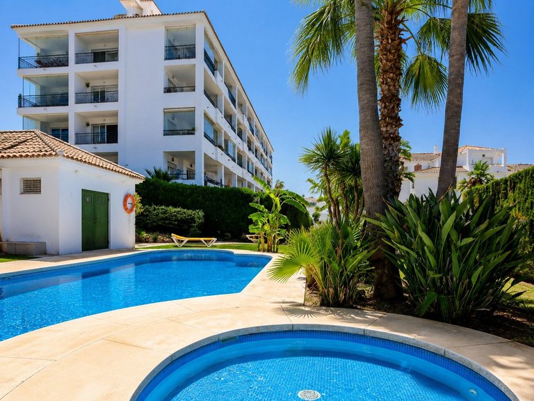 Apartment for Sale in Calahonda, Malaga 13