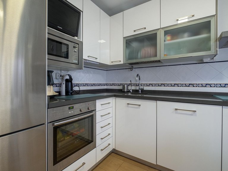Villa for Sale in Sierrezuela, Malaga 14