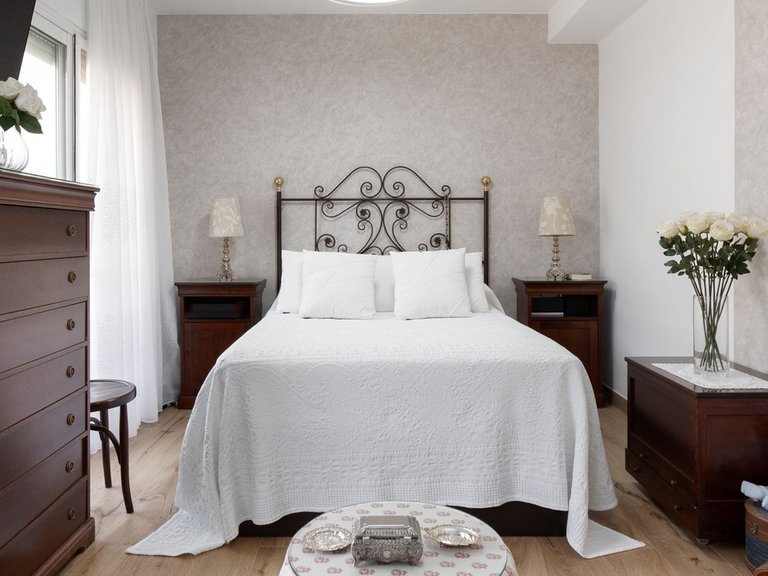 Villa for Sale in Sierrezuela, Malaga 9