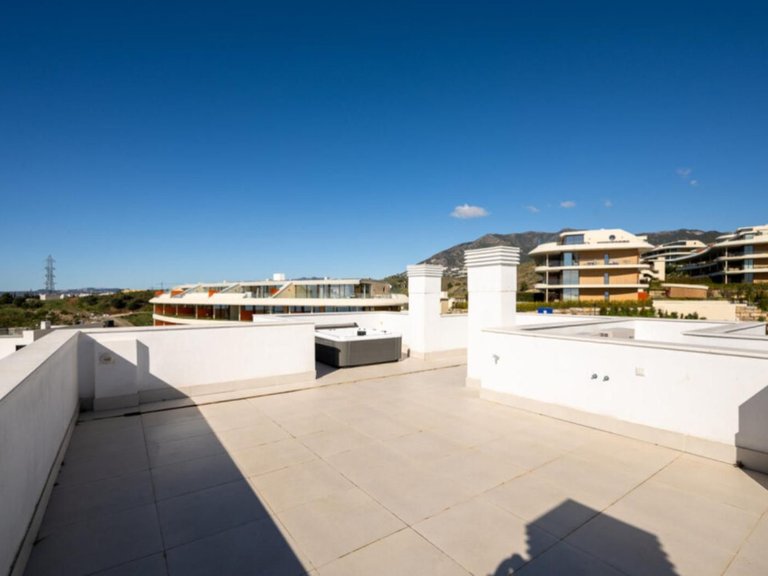 Apartment for Sale in Fuengirola, Malaga 12