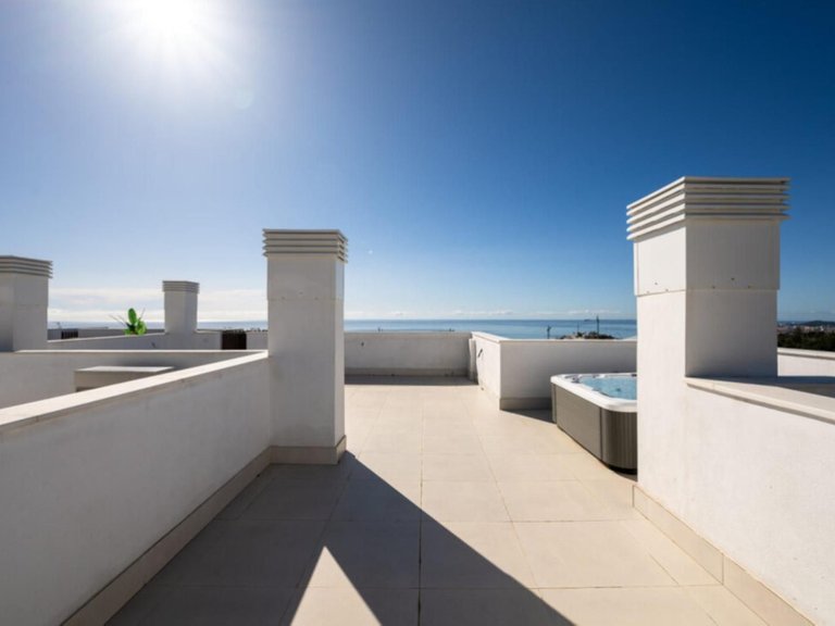 Apartment for Sale in Fuengirola, Malaga 13