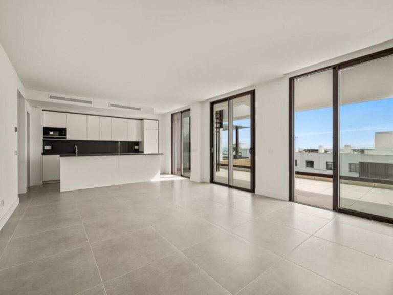 Apartment for Sale in Fuengirola, Malaga 14