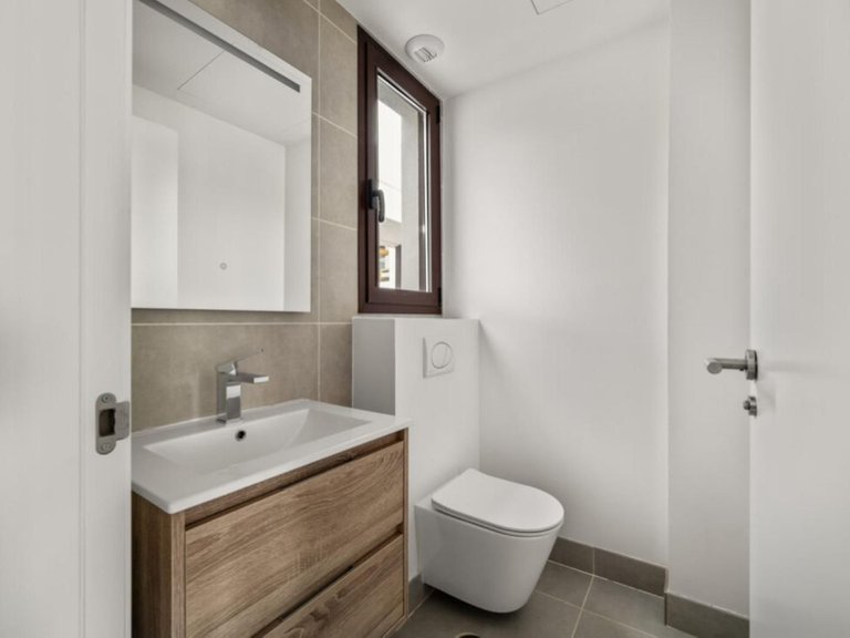 Apartment for Sale in Fuengirola, Malaga 20