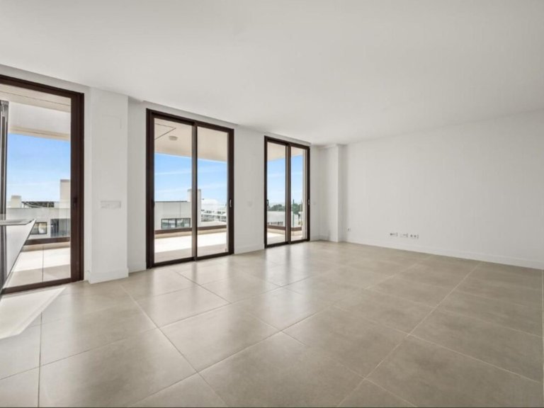 Apartment for Sale in Fuengirola, Malaga 3