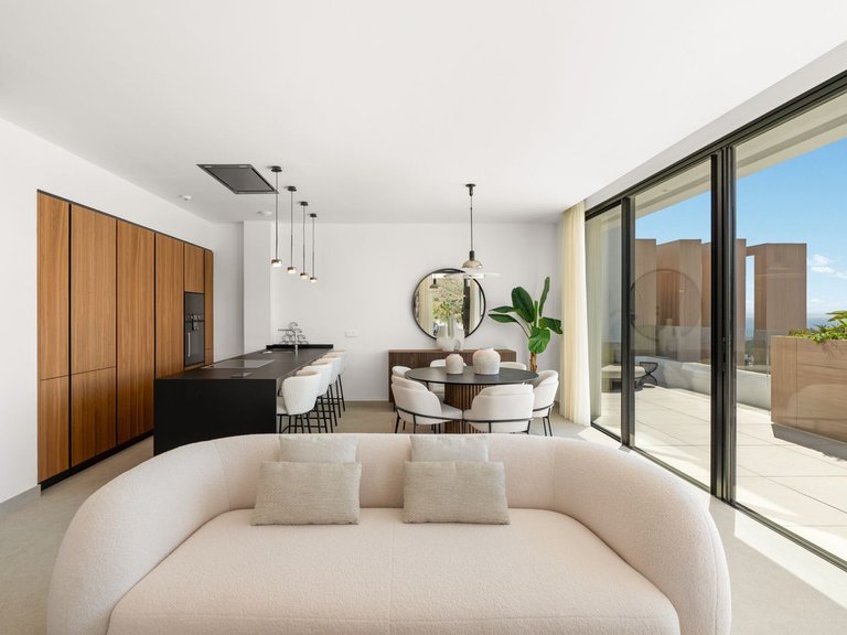 Apartment for Sale in Cabopino, Malaga 6