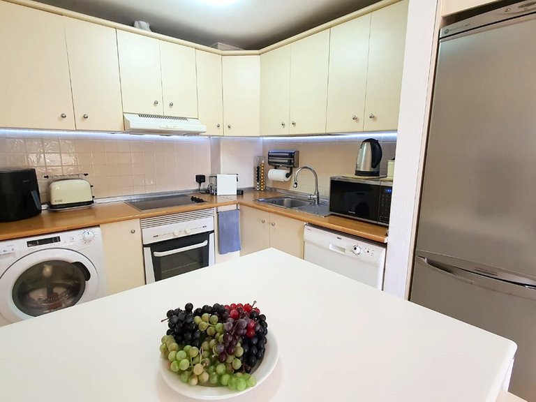 Apartment for Sale in Los Pacos, Malaga 2