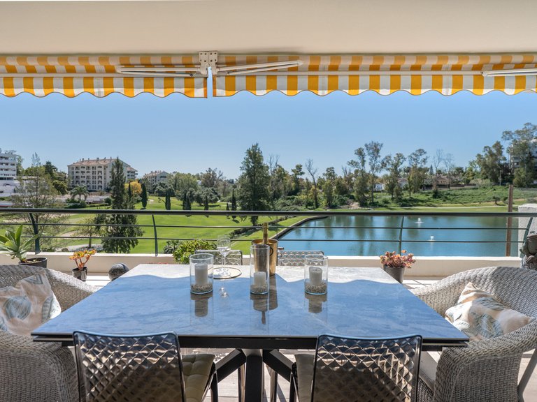 Apartment for Sale in Guadalmina Alta, Malaga 1
