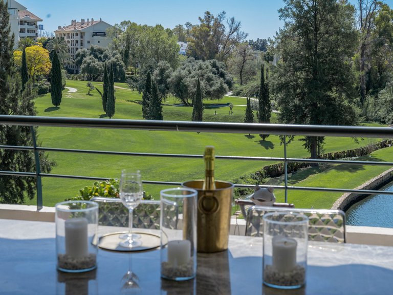 Apartment for Sale in Guadalmina Alta, Malaga 17