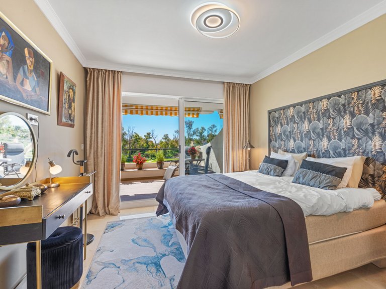 Apartment for Sale in Guadalmina Alta, Malaga 21