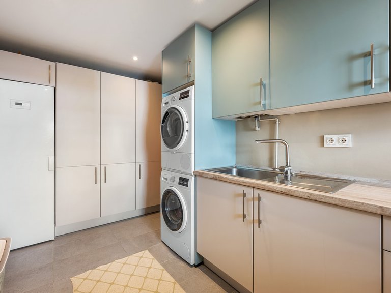 Apartment for Sale in Guadalmina Alta, Malaga 38