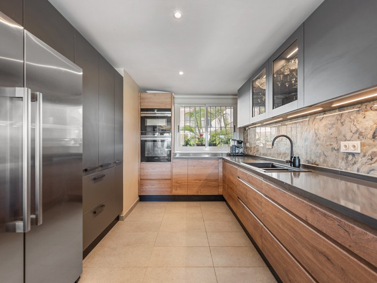 Apartment for Sale in Guadalmina Alta, Malaga 7
