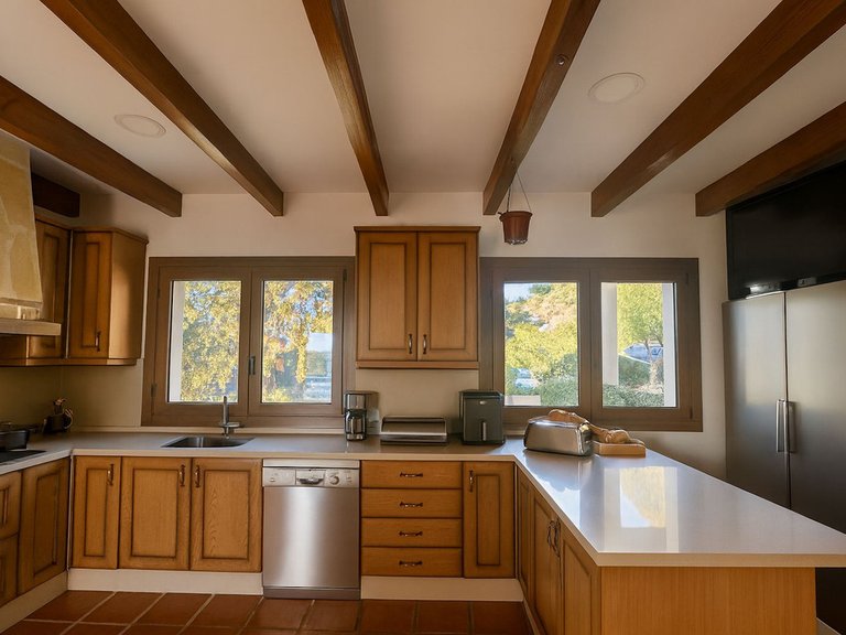 Villa for Sale in Istán, Malaga 14