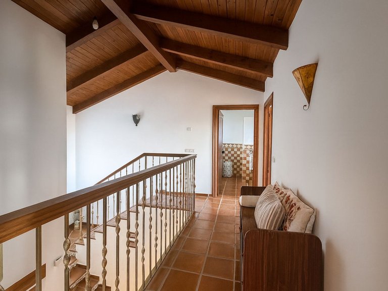 Villa for Sale in Istán, Malaga 9