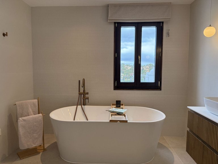 Villa for Sale in New Golden Mile, Malaga 13
