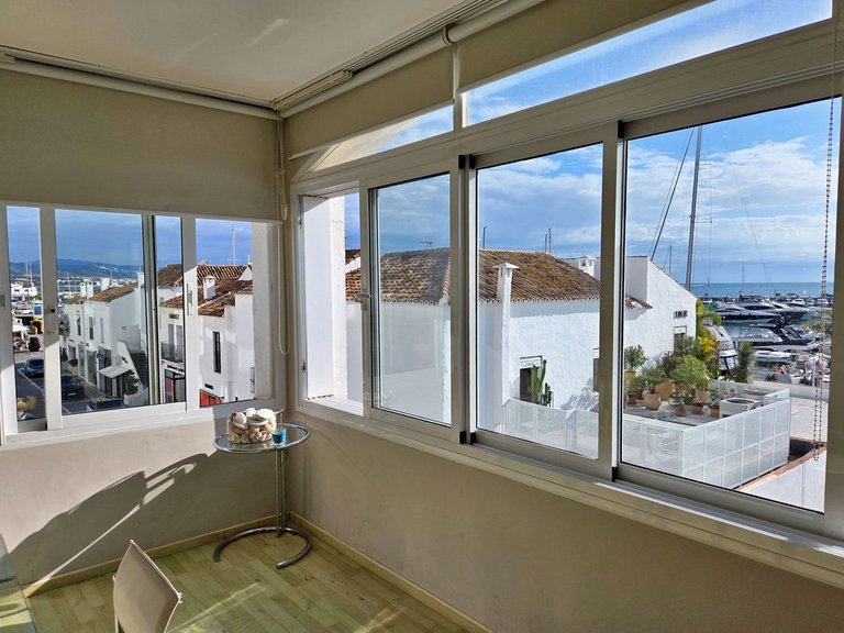 Apartment for Sale in Puerto Banús, Malaga 10