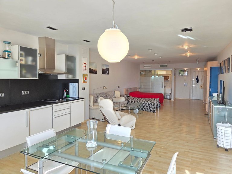 Apartment for Sale in Puerto Banús, Malaga 4