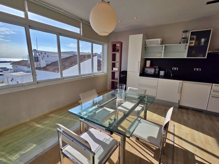 Apartment for Sale in Puerto Banús, Malaga 7