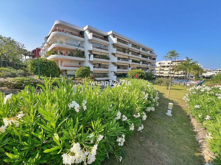 Apartment for Sale in Guadalmina Alta, Malaga 1