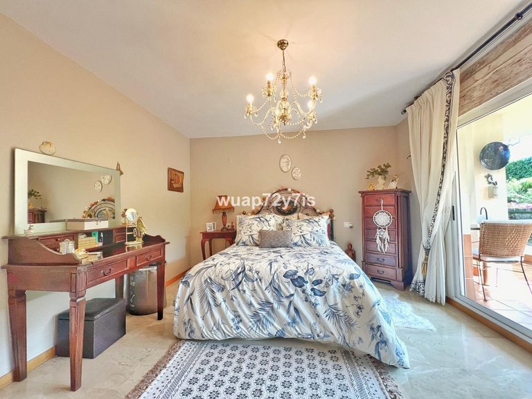 Apartment for Sale in Guadalmina Alta, Malaga 13