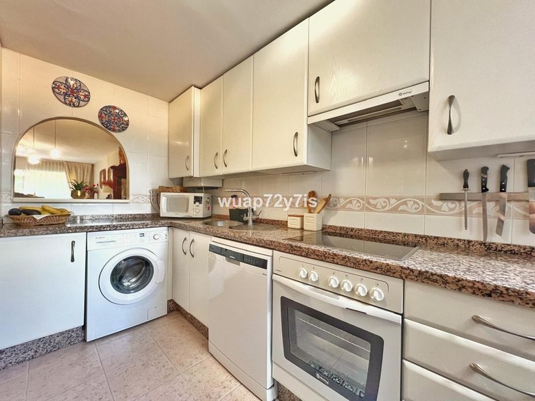Apartment for Sale in Guadalmina Alta, Malaga 6