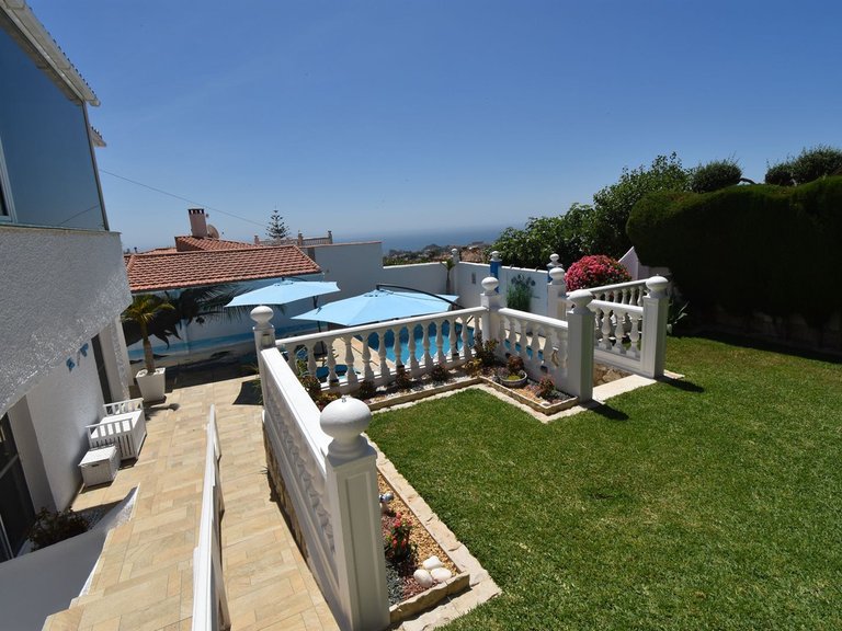Villa for Sale in Benalmadena, Malaga 3