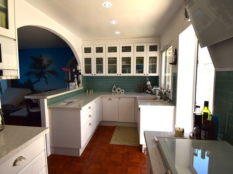 Villa for Sale in Benalmadena, Malaga 9