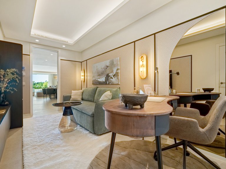 Apartment for Sale in The Golden Mile, Malaga 12