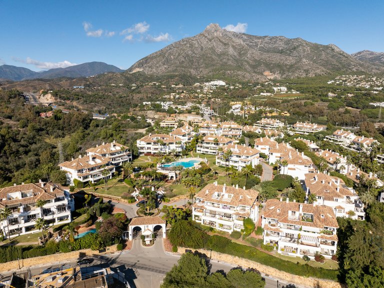 Apartment for Sale in The Golden Mile, Malaga 6