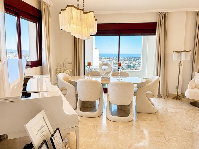 Villa for Sale in Benahavís, Malaga 13