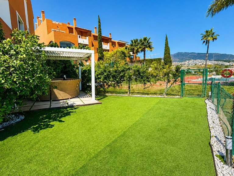 Villa for Sale in Benahavís, Malaga 15