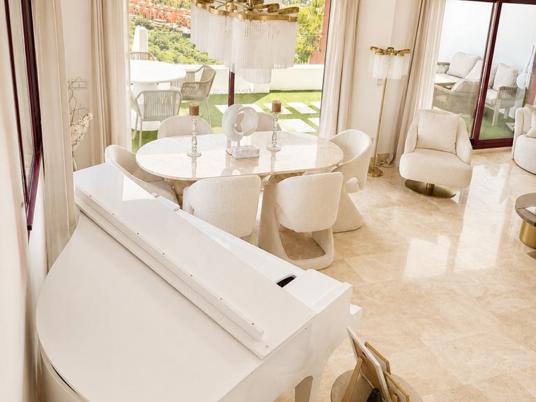 Villa for Sale in Benahavís, Malaga 5
