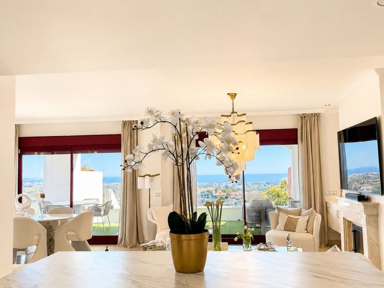 Villa for Sale in Benahavís, Malaga 6
