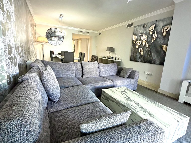 Apartment for Sale in San Pedro De Alcántara, Malaga 17