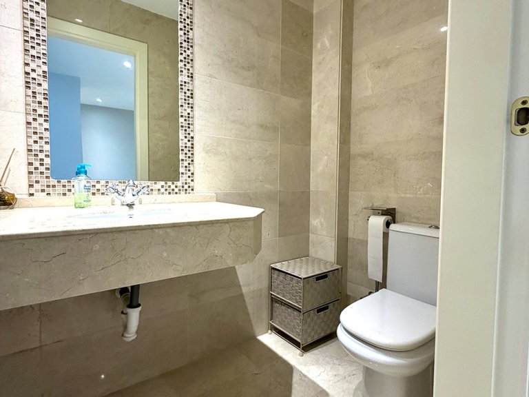 Apartment for Sale in San Pedro De Alcántara, Malaga 36