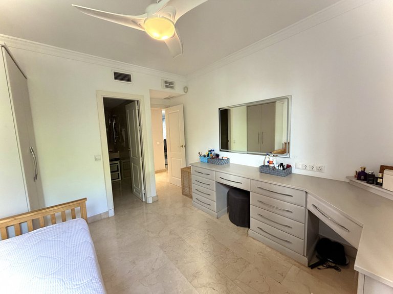 Apartment for Sale in San Pedro De Alcántara, Malaga 40