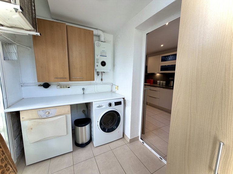 Apartment for Sale in San Pedro De Alcántara, Malaga 41