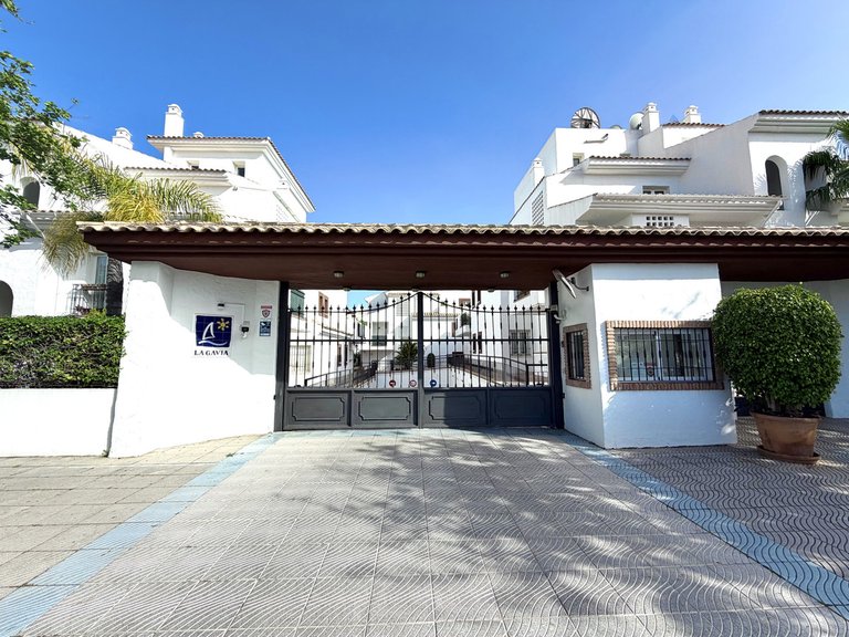 Apartment for Sale in San Pedro De Alcántara, Malaga 8