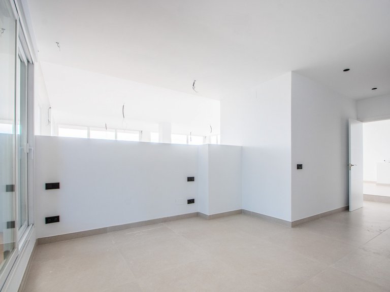 Apartment for Sale in La Mairena, Malaga 10