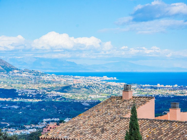 Apartment for Sale in La Mairena, Malaga 34