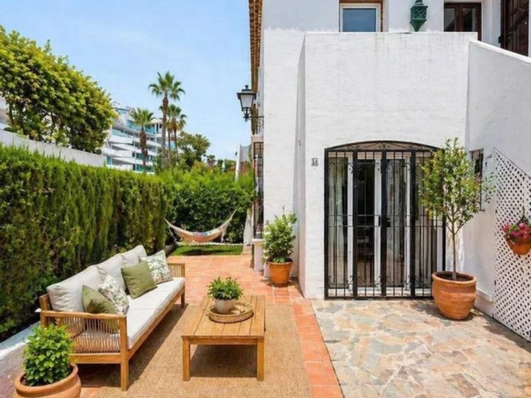 Apartment for Sale in Estepona, Malaga 5
