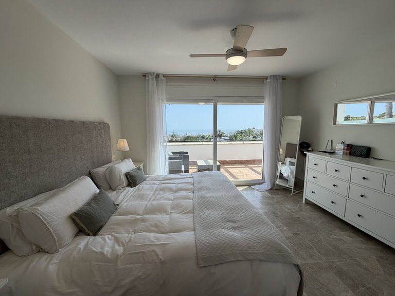 Villa for Sale in Marbella, Malaga 31