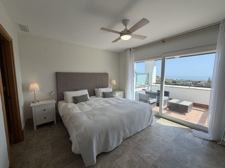 Villa for Sale in Marbella, Malaga 33