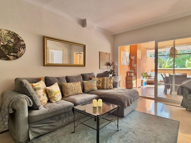 Apartment for Sale in Nueva Andalucía, Malaga 2