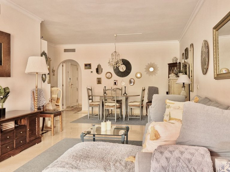 Apartment for Sale in Nueva Andalucía, Malaga 9