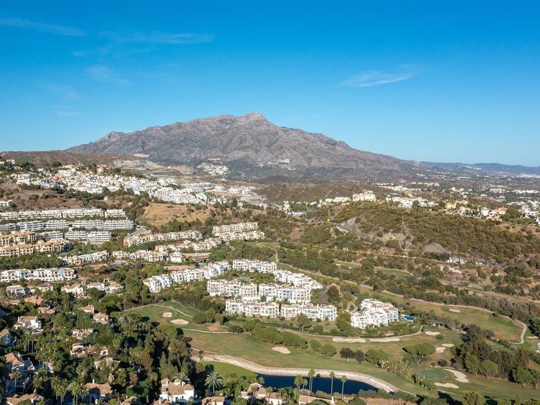 Apartment for Sale in Los Arqueros, Malaga 20