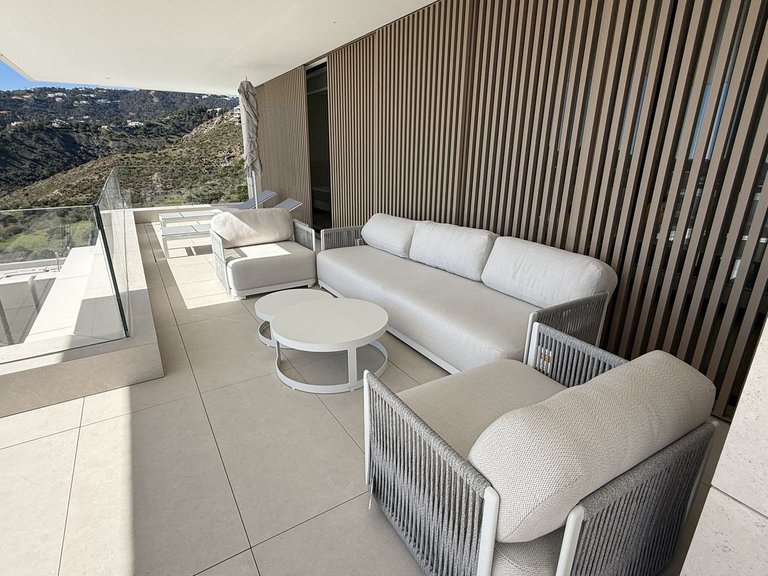 Apartment for Sale in La Quinta, Malaga 12