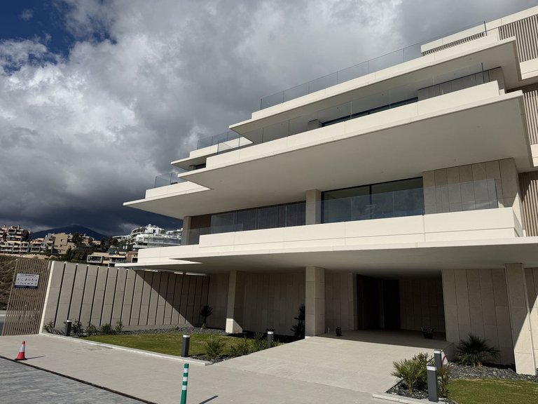 Apartment for Sale in La Quinta, Malaga 26